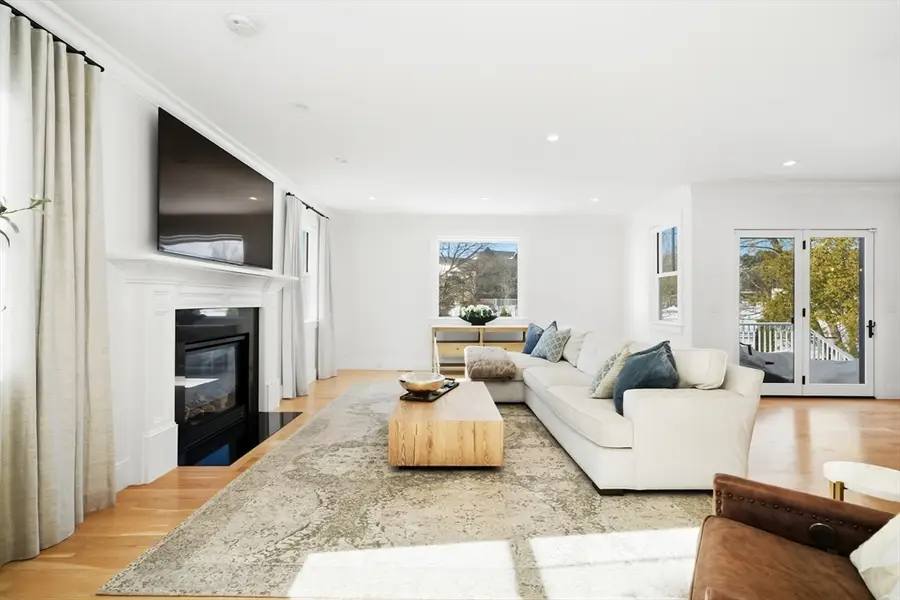 115 Oxford Rd, Newton, MA 02459 - #3