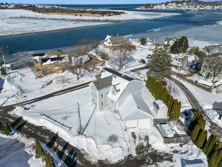 2 Breezy Point Road, Gloucester, MA 01930 - #2