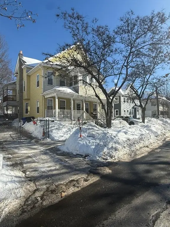 31-33 Suffolk St, Springfield, MA 01109 - #2