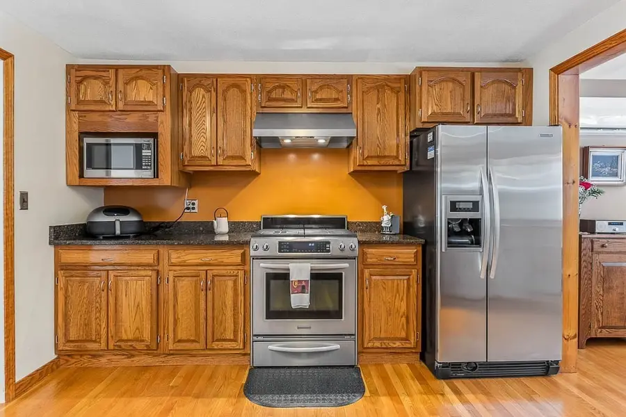 70 Deerfield Rd, Sharon, MA 02067 - #3