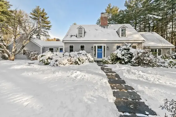 5 Cobblers Ln, Ipswich, MA 01938