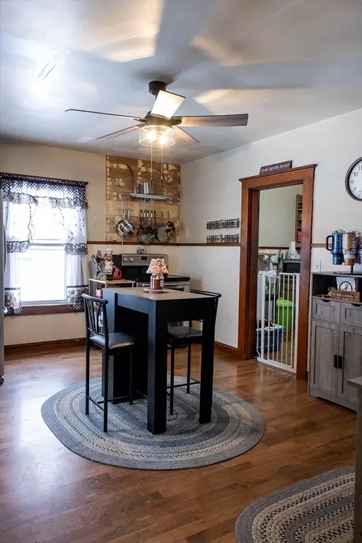 99 North St, Ware, MA 01092 - #3