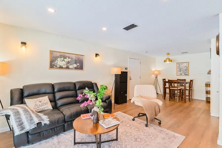 602 Franklin Crossing Rd #602, Franklin, MA 02038 - #3