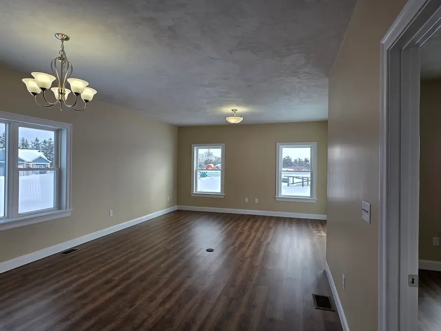 4 Fidelity Drive #2, Rutland, MA 01543 - #2