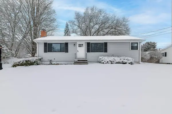 28 Ruth Dr, Marlborough, MA 01752