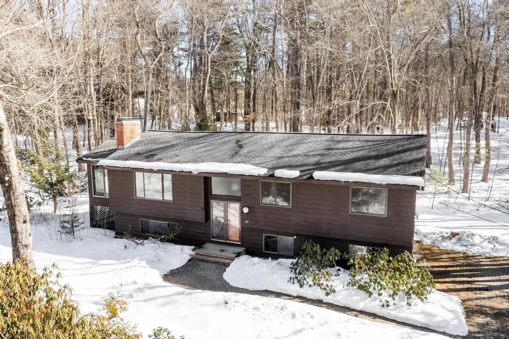 27 Fox Run Rd, Bedford, MA 01730 - #1