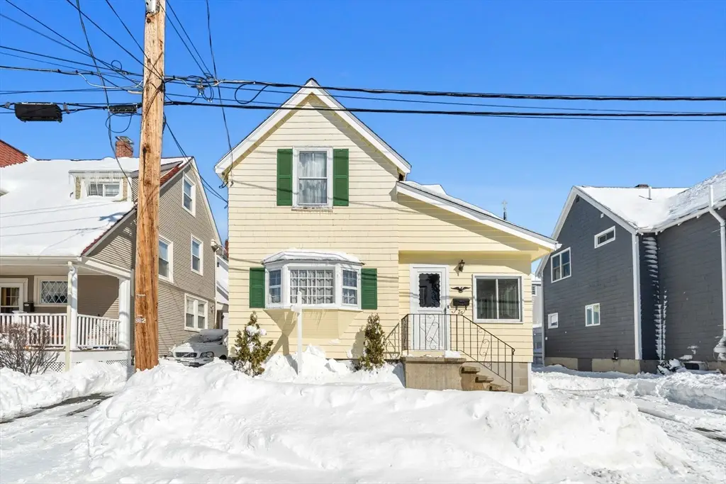 23 Ellsworth Ave, Melrose, MA 02176 - #1