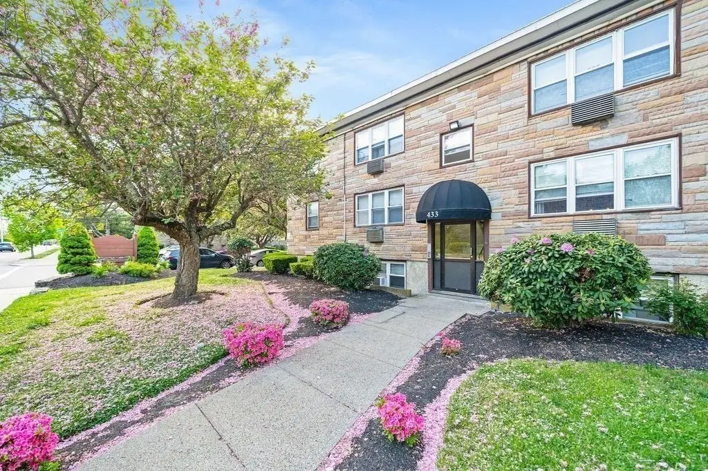 433 W Elm St #2, Brockton, MA 02301 - #1