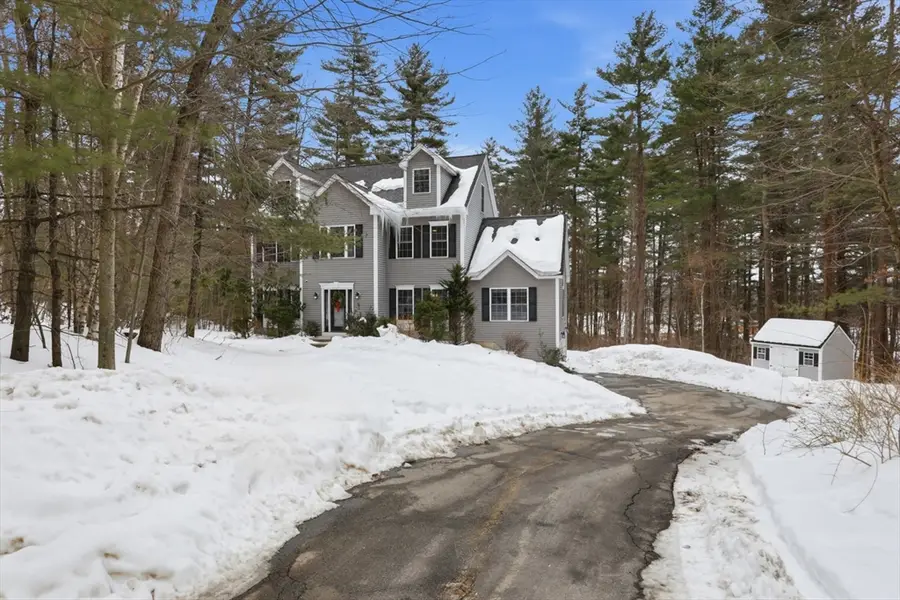 5 Stone Fence Dr, Derry, NH 03038 - #2