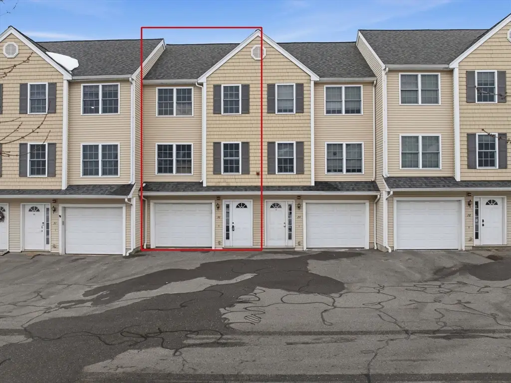 417 Hildreth St #30, Lowell, MA 01850 - #1