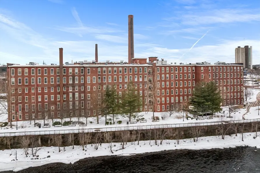 52 Lawrence Dr #M206, Lowell, MA 01854 - #2