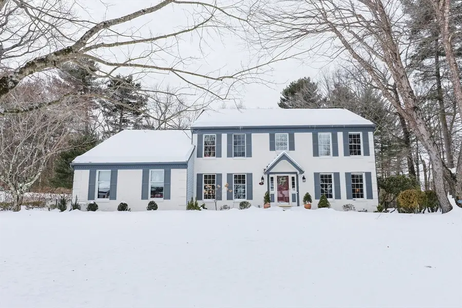 27 Dover Circle, Franklin, MA 02038 - #2
