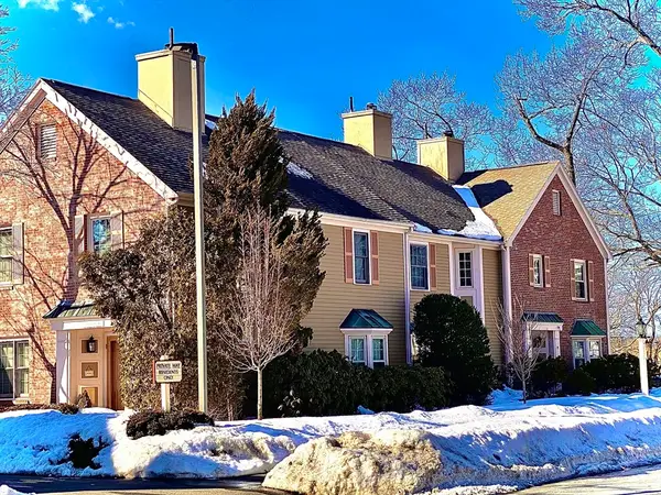 19 Oakland Avenue #19, Needham, MA 02492