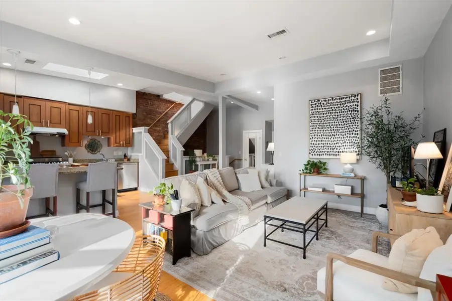 12 Worcester Square #5, Boston, MA 02118 - #3