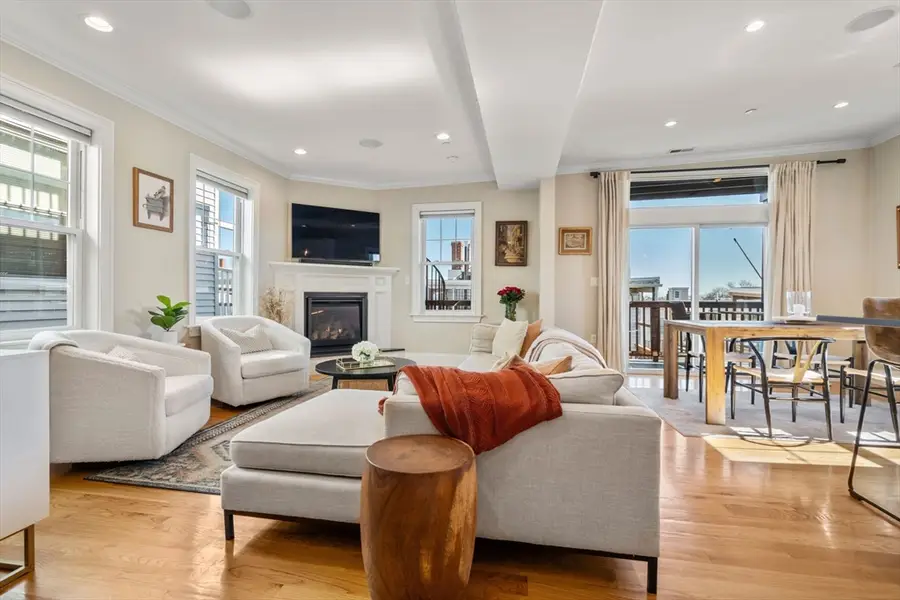 20 Winfield St #3, Boston, MA 02127 - #2