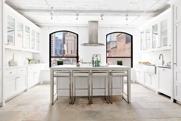 121-123 Beach St #803, Boston, MA 02111