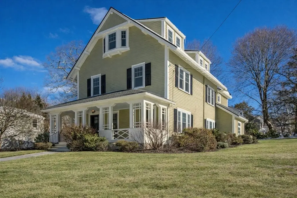 28 Green St, Needham, MA 02492 - #1