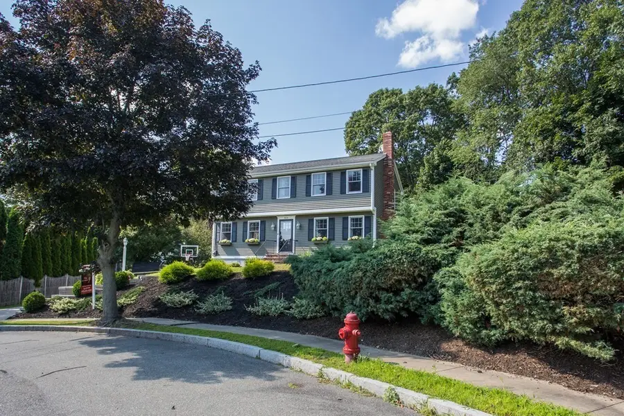 6 Pilgrim Heights, Beverly, MA 01915 - #2