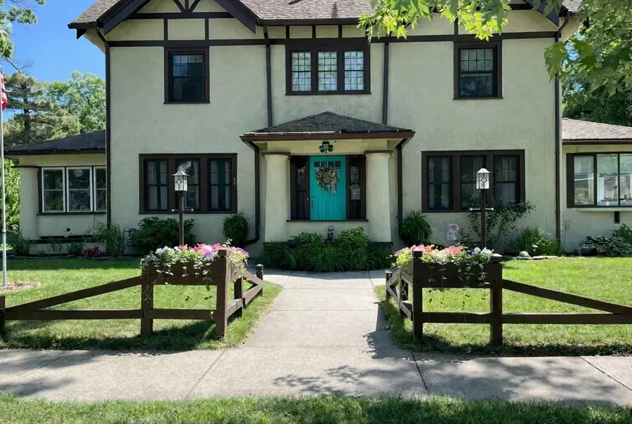 55 Fernleaf Ave, Longmeadow, MA 01106 - #2