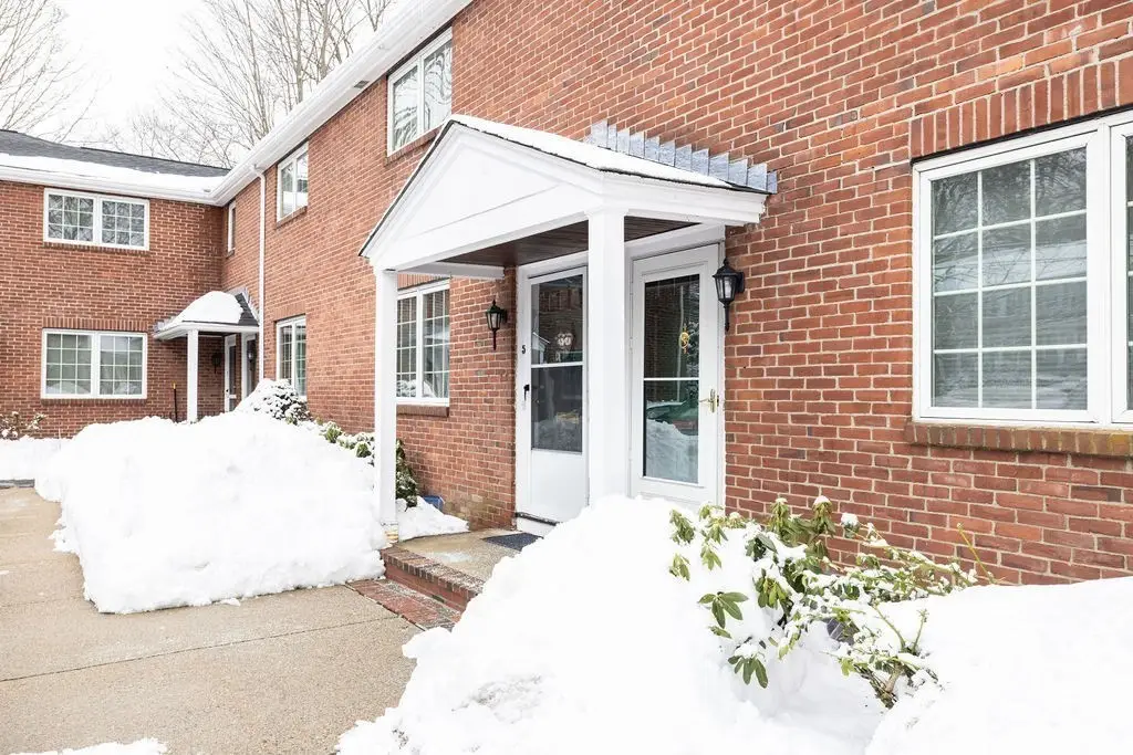 63 Linden Street #6, Wellesley, MA 02482 - #1