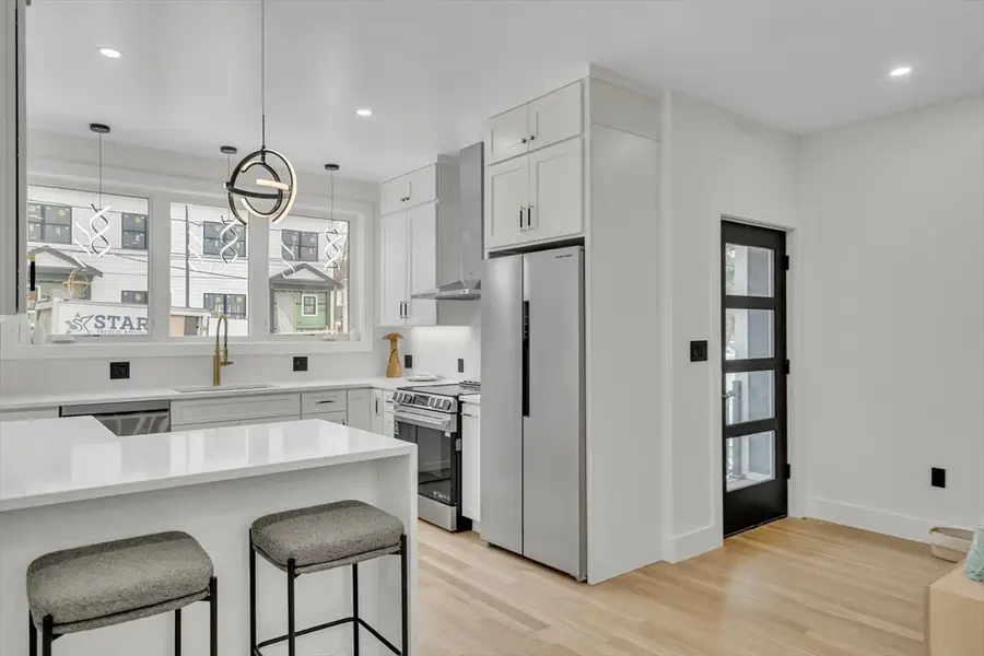 19 Keith St #2, Watertown, MA 02472 - #3