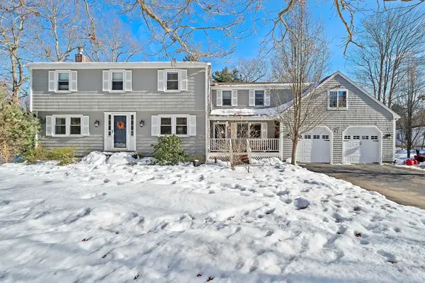 7 Andrew Dr, Pembroke, MA 02359
