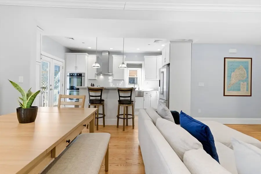 645 E 6th St, Boston, MA 02127 - #2