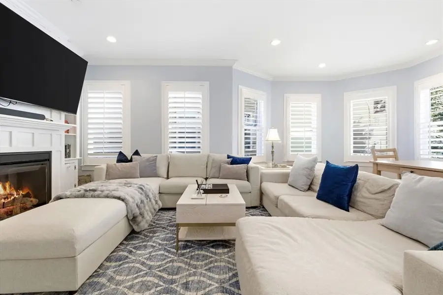 645 E 6th St, Boston, MA 02127 - #3