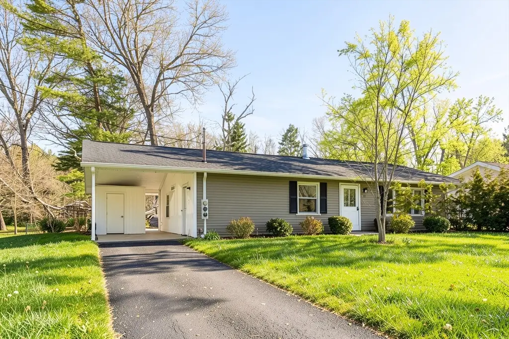 10 Mickelson Ln #10, Bedford, MA 01730 - #1