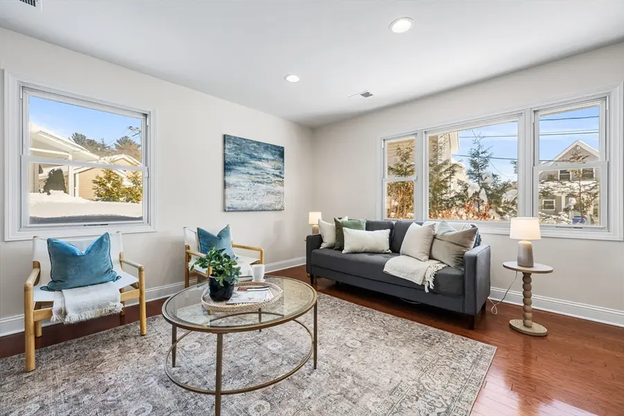 10 Mickelson Ln #10, Bedford, MA 01730 - #2