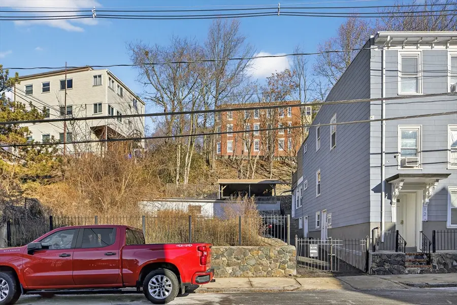 124 Leyden, Boston, MA 02128 - #2