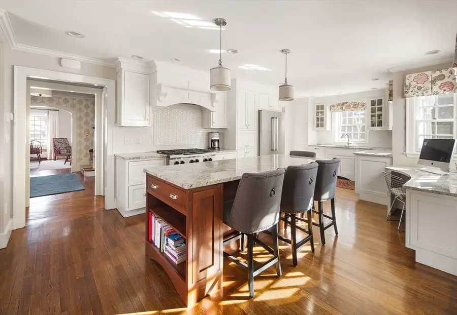 12 Yale St, Winchester, MA 01890 - #2