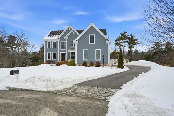 45 Hemlock Way, Cohasset, MA 02025