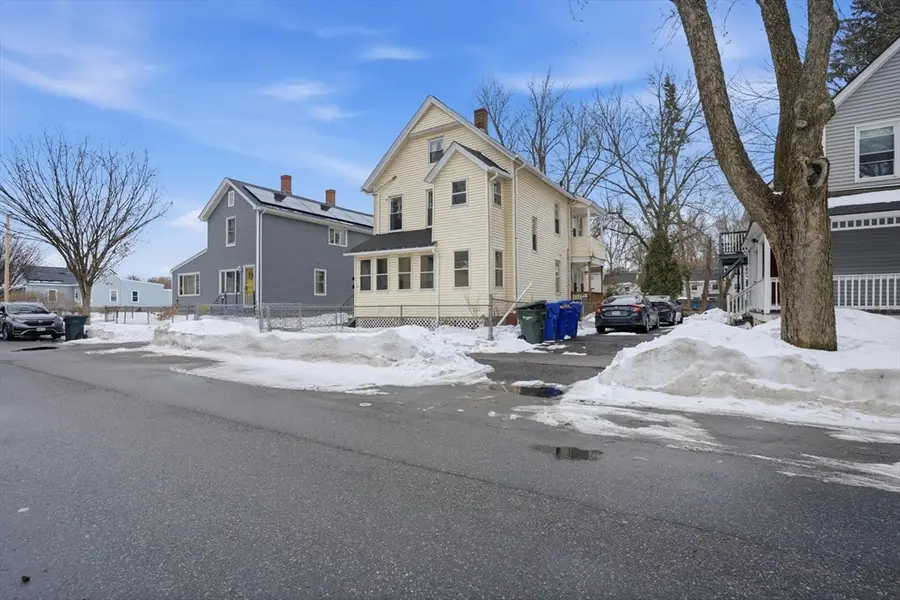31 Washburn St, Springfield, MA 01107 - #2