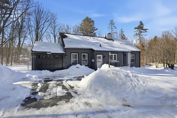 1962 Allen St, Springfield, MA 01118