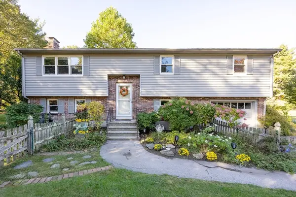 22 Greenview Drive, Holliston, MA 01746