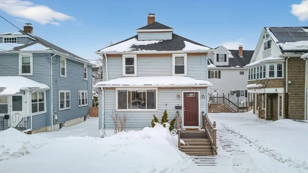 11 Havelock St, Malden, MA 02148 - #1