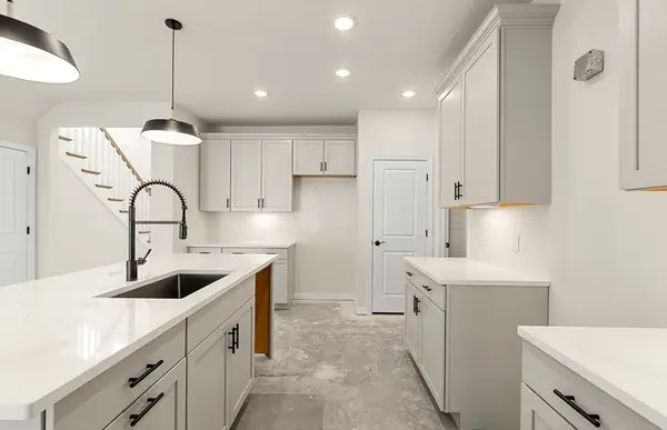 34 East Point Drive #3, East Providence, RI 02916