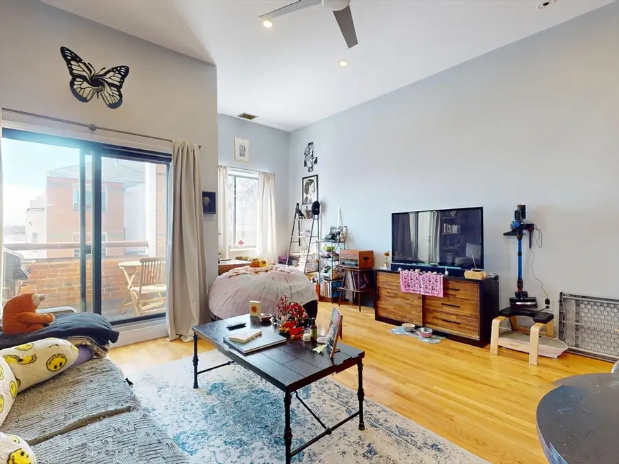 11 Margin St #7, Lynn, MA 01905 - #3