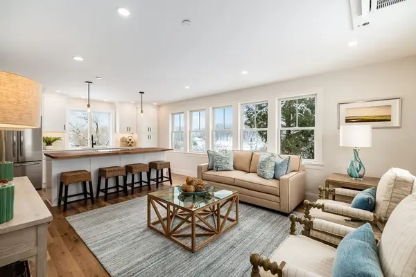 145 Main Street #4, Essex, MA 01929