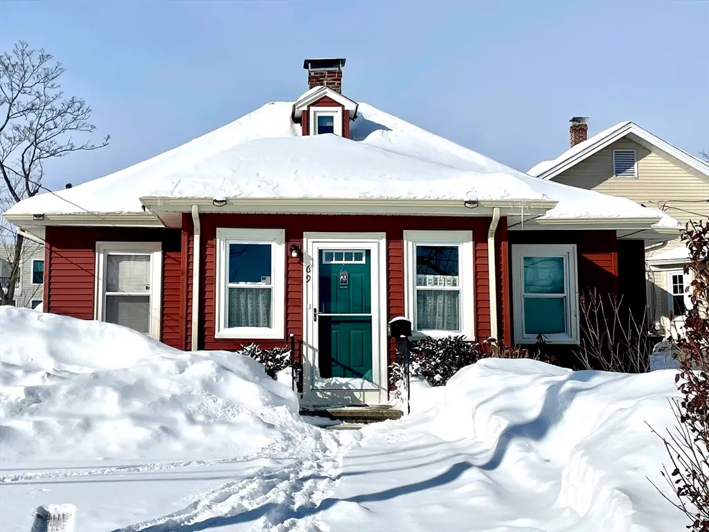 69 Ash Street, Reading, MA 01867 - #1