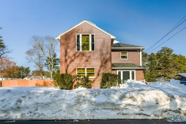 56 Chipaway Rd, Freetown, MA 02717