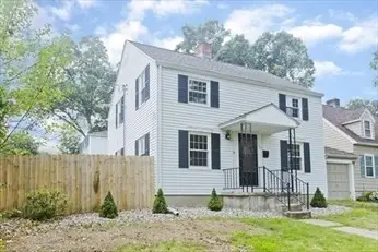 509 Plumtree Rd, Springfield, MA 01119