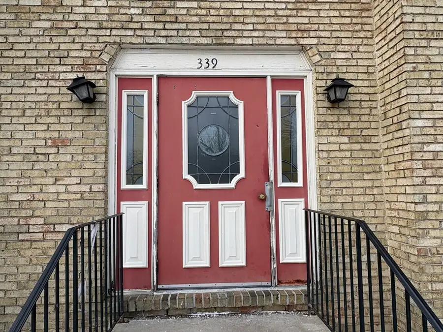 339 Pawtucket #19, Lowell, MA 01854 - #2