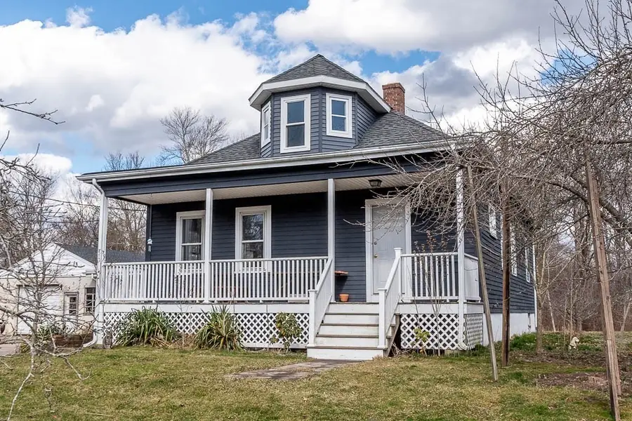 30 Sanger St, Bridgewater, MA 02324 - #2