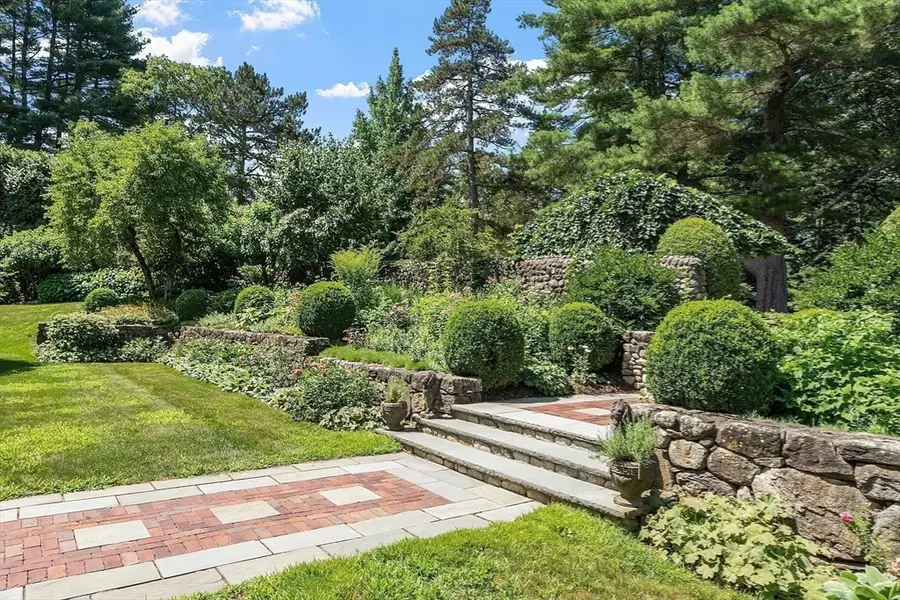 29 Willard Cmn, Concord, MA 01742 - #2