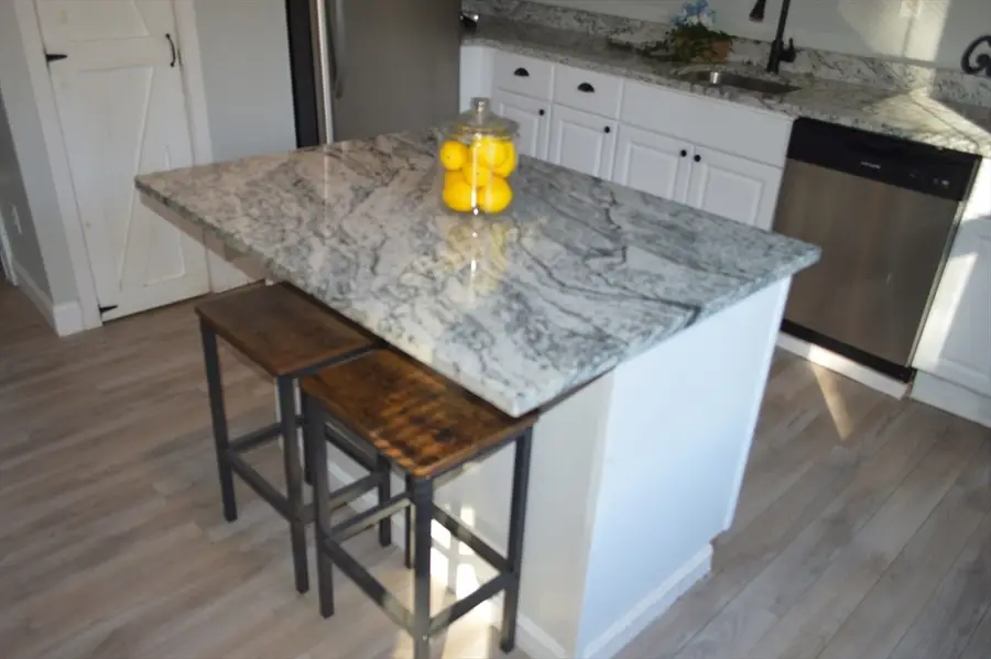 4 First St, Sutton, MA 01590 - #3