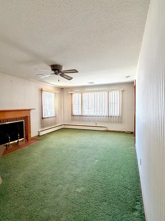 121 Mallowhill Rd, Springfield, MA 01129 - #3