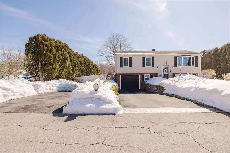 107 Spring Ln, Dartmouth, MA 02747 - #2