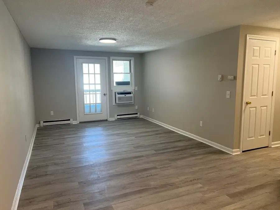 164 Heritage Dr #164, Northbridge, MA 01588 - #3